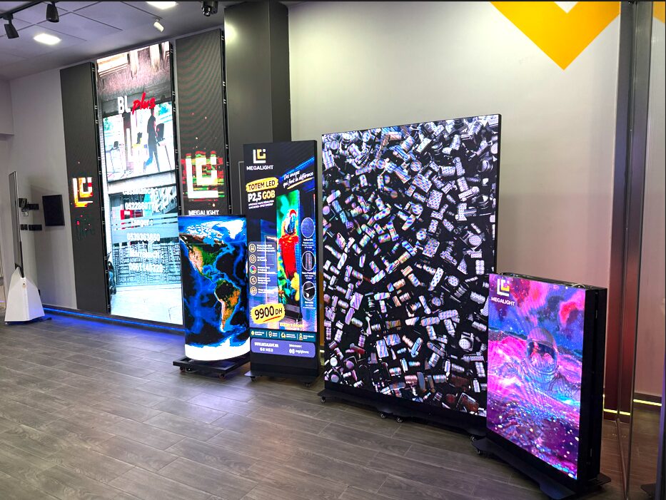 Formats d'écrans LED présentés au showroom BL Plus de Tanger